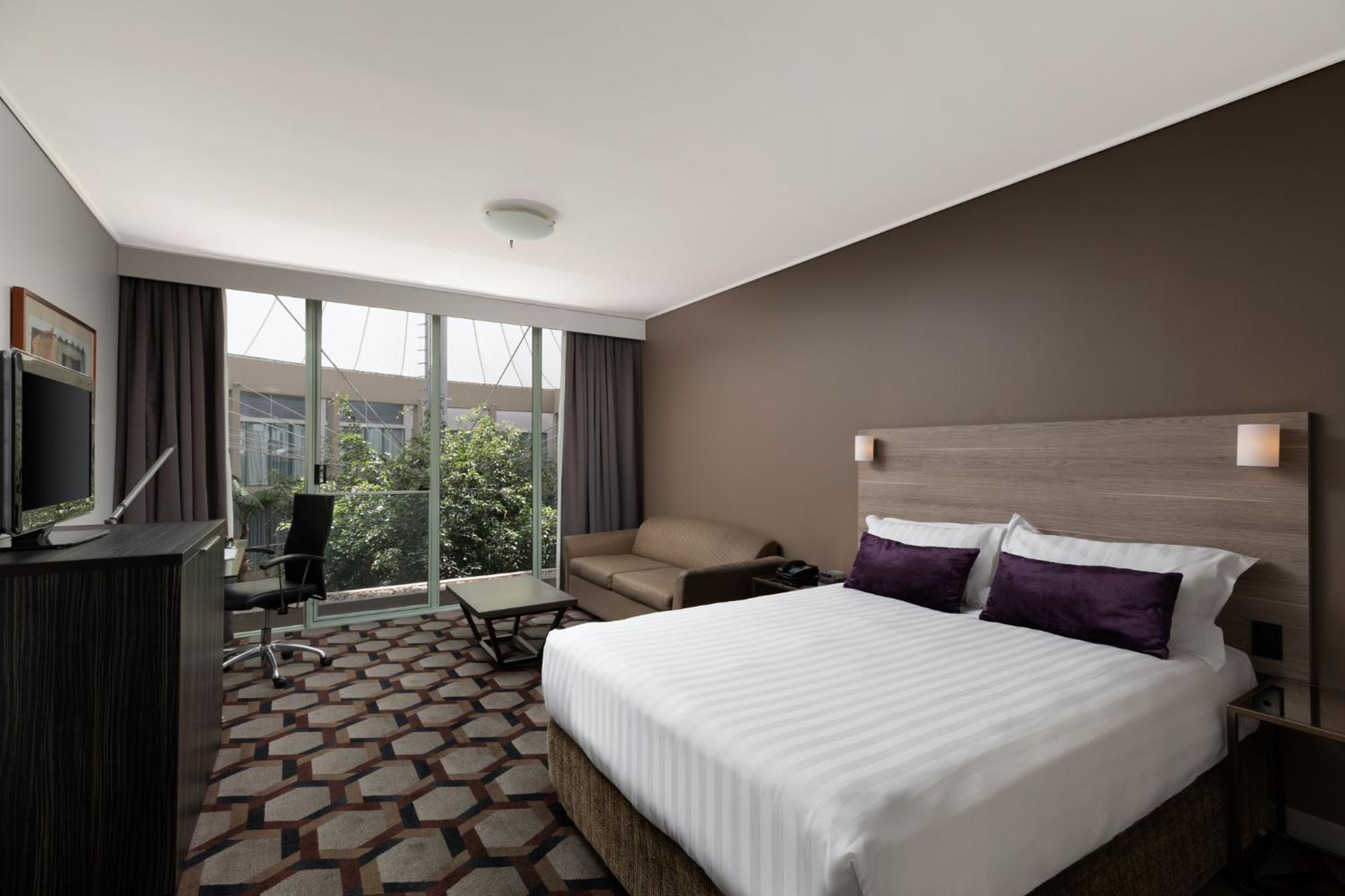 Rydges Canberra Exterior foto